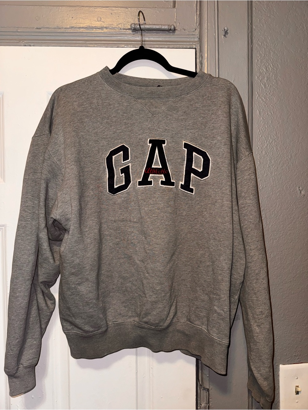 GAP Light Gray Ribbed Crewneck Sweatshirt